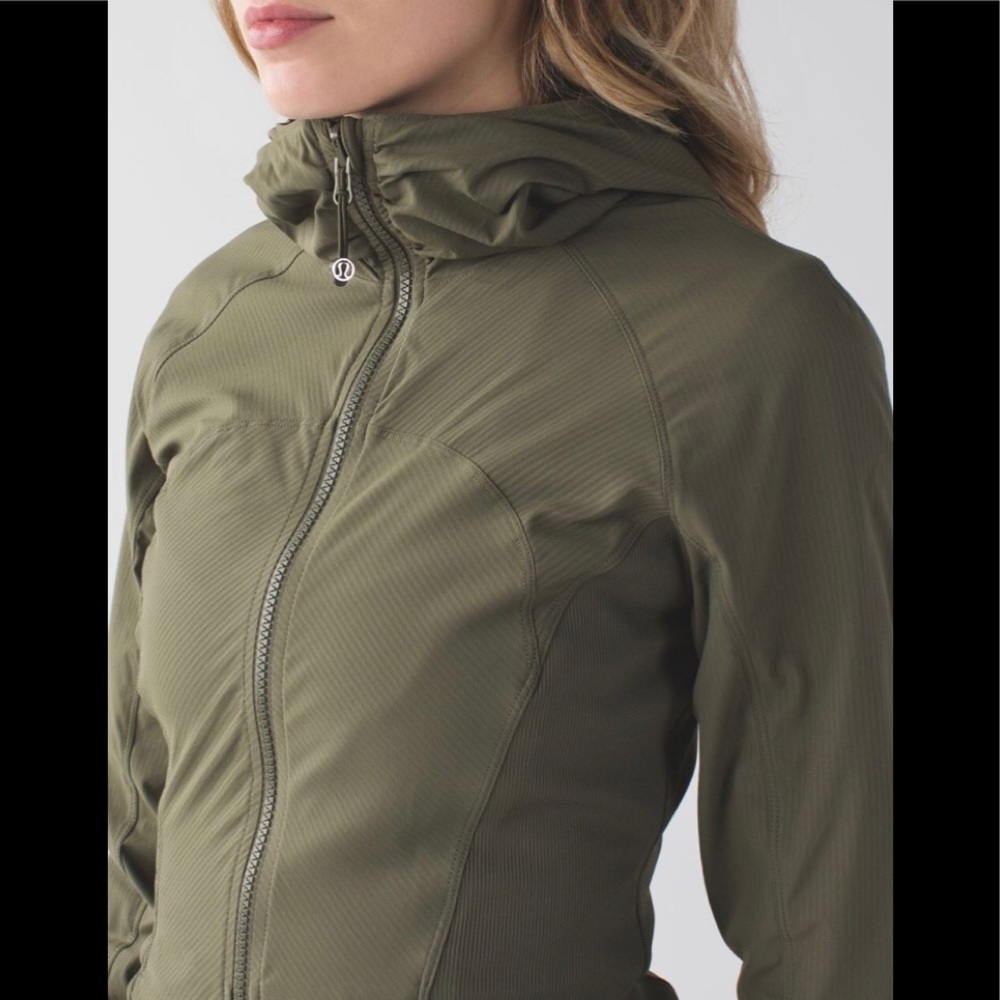 Lululemon In Flux Jacket - Picture 5 of 5